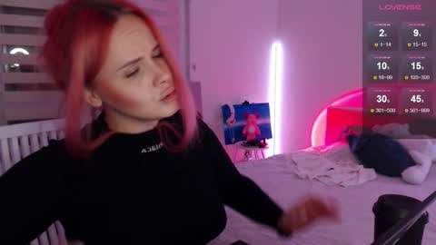 Alice online show from March 2025 09:59:02 PM