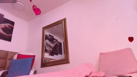 Emi online show from March 2025 07:09:02 PM