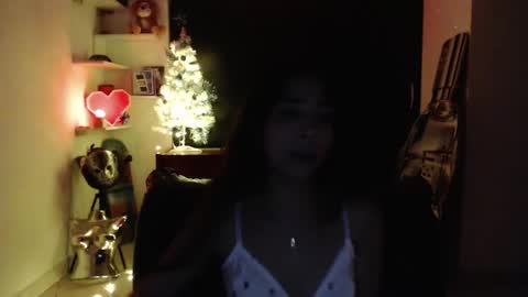 Mia online show from January 2025 01:42:02 AM