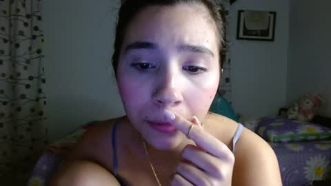 Mia online show from February 2025 02:19:01 AM