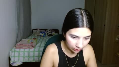 Mia online show from September 2025 01:51:02 AM