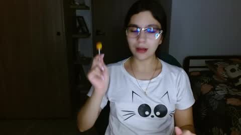 Snapshot of mia__lopez_ chatting on May 2026 02:07:02 AM Mia online show from May 2026 02:07:02 AM