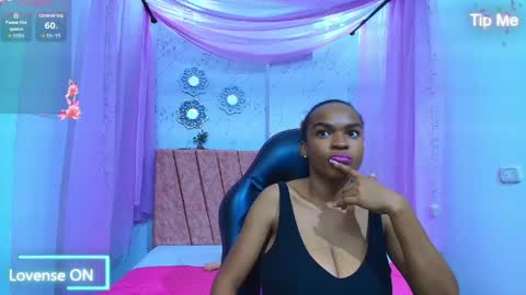 Snapshot of mia__thomson_ chatting on May 2026 02:38:01 AM MIA online show from May 2026 02:38:01 AM
