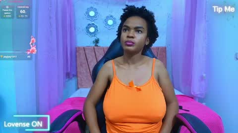 Snapshot of mia__thomson_ chatting on May 2026 03:13:01 AM MIA online show from May 2026 03:13:01 AM