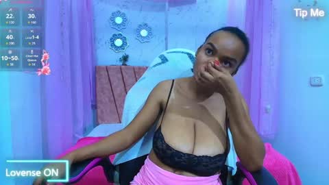 Snapshot of mia__thomson_ chatting on May 2026 03:58:01 AM MIA online show from May 2026 03:58:01 AM