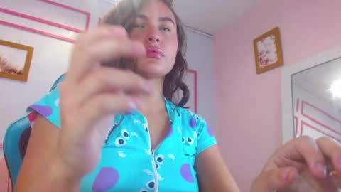 Snapshot of mia_adams_a_ chatting on February 2025 01:11:02 AM Mia online show from February 2025 01:11:02 AM