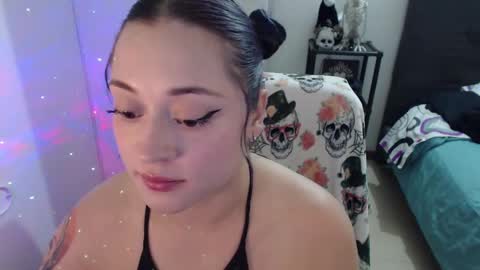 mia online show from January 2025 10:10:01 PM