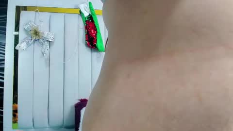 Dreams Couple online show from December 2024 11:27:02 PM