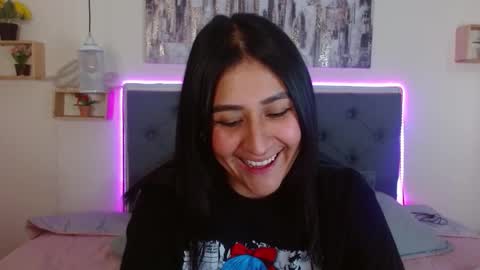 Snapshot of mia_ayra chatting on October 2025 03:10:02 PM M I A A Y R A online show from October 2025 03:10:02 PM