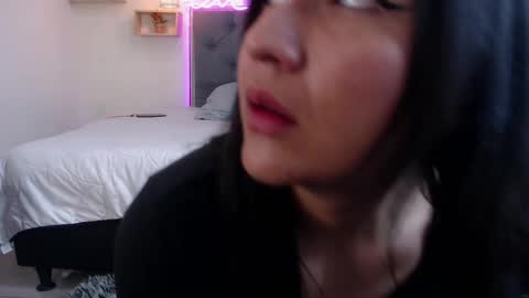 Snapshot of mia_ayra chatting on October 2025 03:22:02 PM M I A A Y R A online show from October 2025 03:22:02 PM