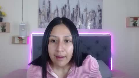 Snapshot of mia_ayra chatting on November 2025 03:14:02 PM M I A A Y R A online show from November 2025 03:14:02 PM