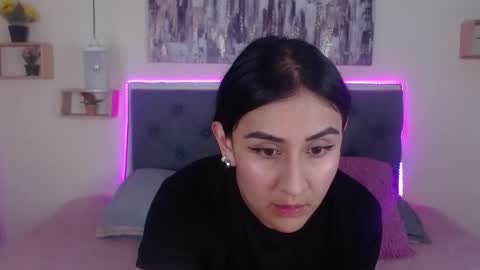 Snapshot of mia_ayra chatting on November 2025 05:46:02 PM M I A A Y R A online show from November 2025 05:46:02 PM