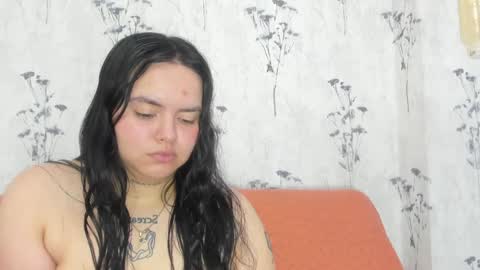 Mia  online show from January 2025 06:12:02 PM