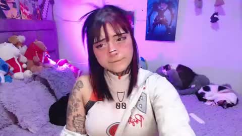 Mia online show from July 2026 05:32:02 AM