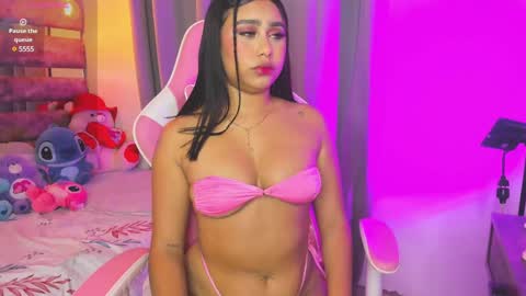 Mia online show from January 2025 05:24:01 AM