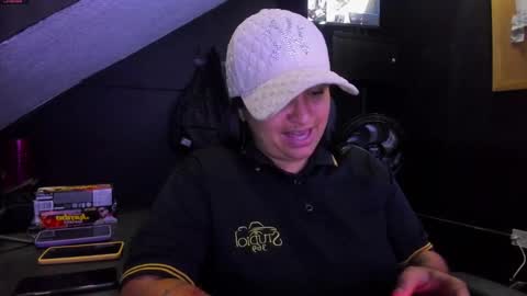 Snapshot of mia_daniela_ chatting on September 2025 08:32:02 PM Mia daniela online show from September 2025 08:32:02 PM
