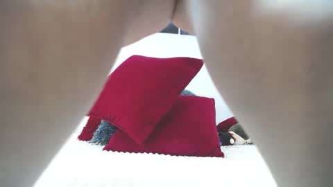 Mia online show from January 2025 12:57:02 AM