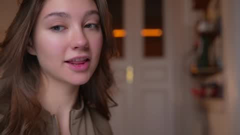 Snapshot of mia_dynasty chatting on October 2025 04:27:01 PM Mia online show from October 2025 04:27:01 PM