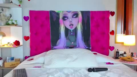 Mia Elieth online show from February 2026 01:40:01 PM