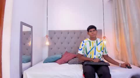 MIA  online show from September 2025 07:24:02 PM