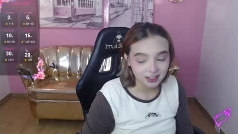 Snapshot of mia_foster_t chatting on November 2025 12:38:01 PM Mia online show from November 2025 12:38:01 PM