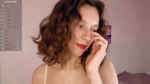 Snapshot of mia_frizz chatting on February 2025 08:09:02 AM Mia online show from February 2025 08:09:02 AM