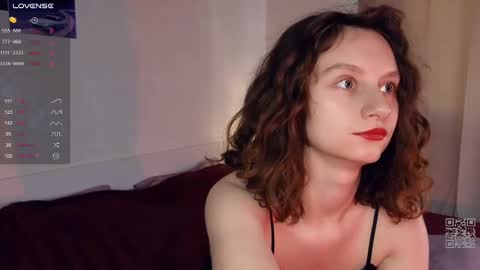 Snapshot of mia_frizz chatting on February 2025 01:17:02 PM Mia online show from February 2025 01:17:02 PM