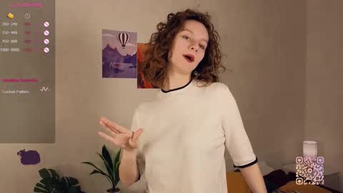 Snapshot of mia_frizz chatting on September 2025 03:56:01 PM Mia online show from September 2025 03:56:01 PM