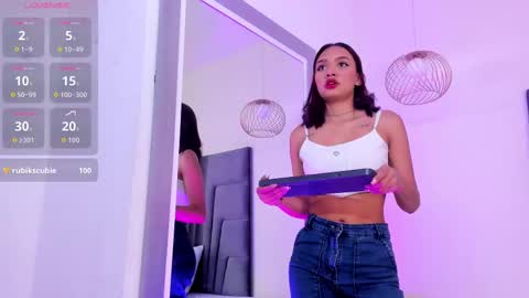 mia_gil_ online show from September 2025 08:19:01 PM