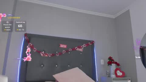 mia online show from April 2026 01:15:01 PM