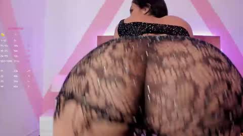 Snapshot of mia_greco_ chatting on February 2025 03:45:02 AM mia_greco_ online show from February 2025 03:45:02 AM
