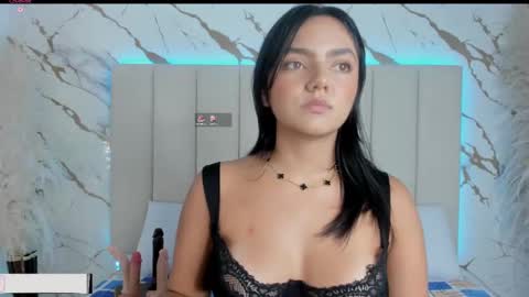 mia_greco_ online show from September 2025 02:06:01 AM