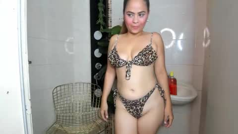 Snapshot of mia_hansper chatting on January 2025 08:48:01 PM Mia online show from January 2025 08:48:01 PM