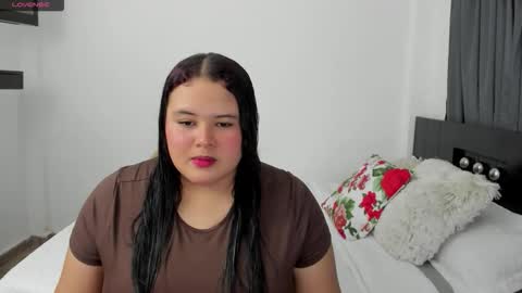 Mia  hot online show from April 2026 09:32:02 PM