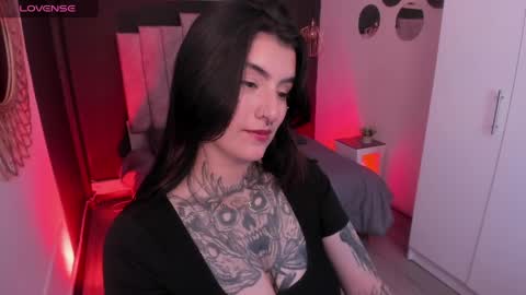 Val  online show from April 2026 07:41:01 PM