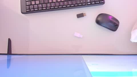 Snapshot of mia_jonnees chatting on October 2025 12:02:02 PM online show from October 2025 12:02:02 PM