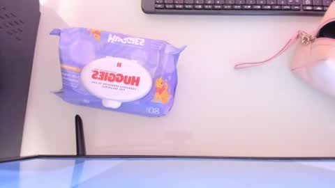 Snapshot of mia_jonnees chatting on October 2025 12:03:01 PM online show from October 2025 12:03:01 PM