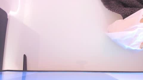 Snapshot of mia_jonnees chatting on October 2025 12:06:02 PM online show from October 2025 12:06:02 PM