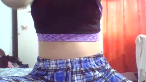 Snapshot of mia_k02 chatting on November 2025 10:20:02 PM Mia online show from November 2025 10:20:02 PM