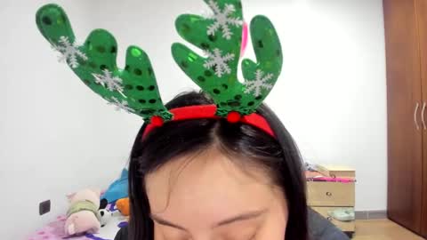 mia kaneee online show from December 2024 04:53:01 AM