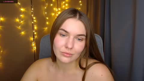 mia_lemm online show from October 2025 06:40:02 PM