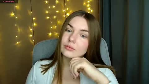 mia_lemm online show from November 2025 07:08:01 AM