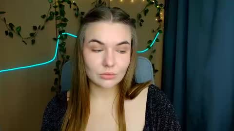 mia_lemm online show from March 2026 07:59:01 AM