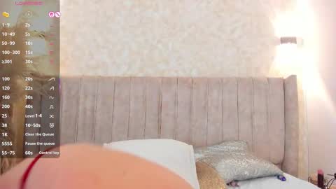 Snapshot of mia_lourence chatting on October 2025 12:13:02 PM Mia online show from October 2025 12:13:02 PM