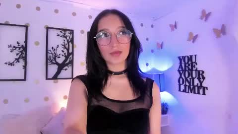 Snapshot of mia_luna0 chatting on July 2026 01:58:33 AM Mia online show from July 2026 01:58:33 AM
