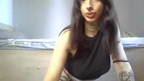Mia online show from June 2026 09:45:02 AM
