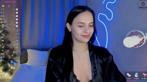 Mia online show from January 2025 03:28:02 PM