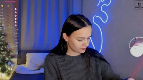 Mia online show from January 2025 12:53:02 PM