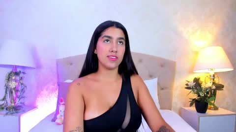 Snapshot of mia_montess chatting on May 2026 01:38:02 PM mia montess online show from May 2026 01:38:02 PM