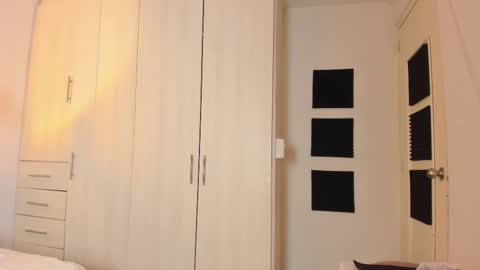 Mia Nevaeh - follow me online show from March 2025 08:46:02 PM